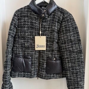 Herno Women's Black and White Puffer Jacket. NWT. Size 46